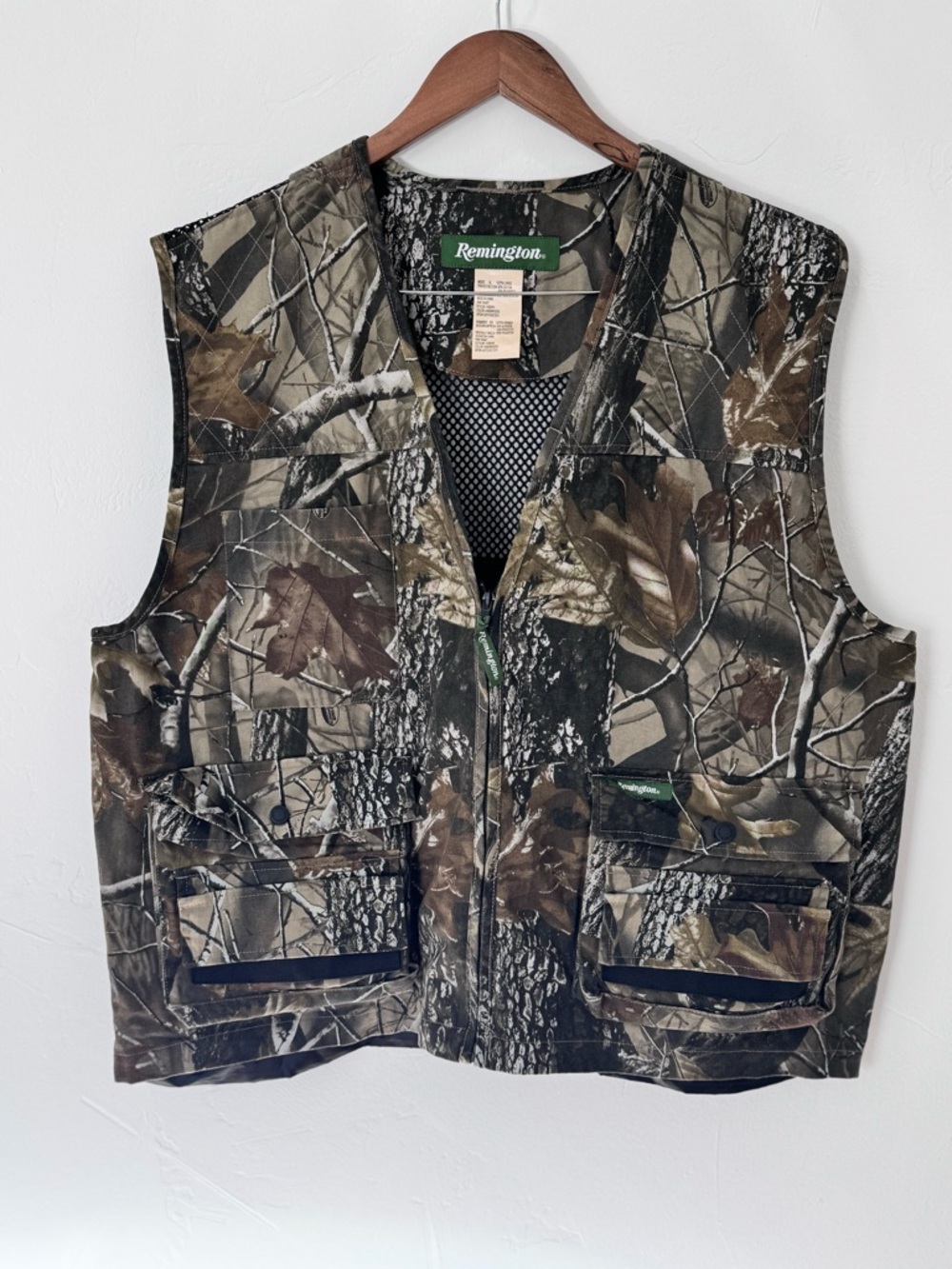 Remington Hunting Vest Realtree Hardwood Camo Lightweight Utility Pockets Sz XL